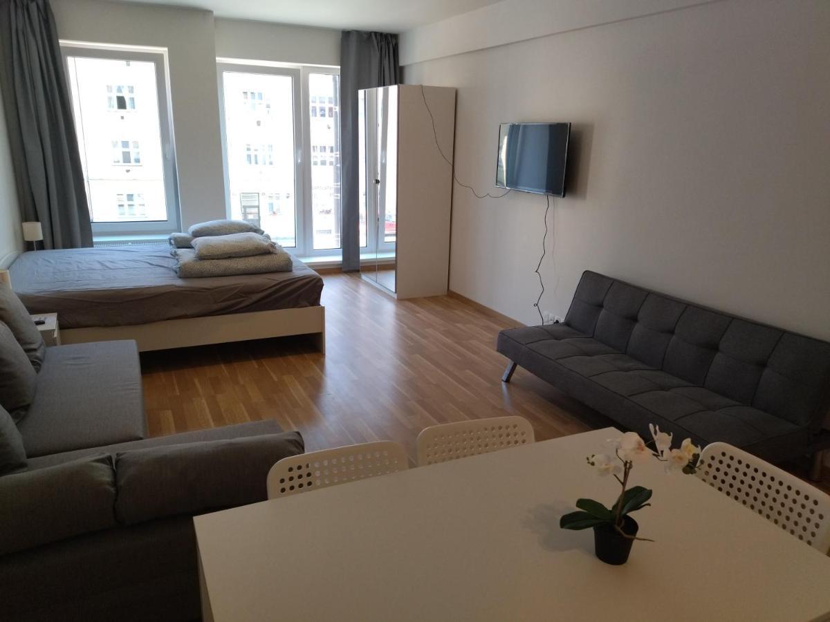 Brand New Two Room Apartment #34 With Free Secure Parking In The Center Прага Экстерьер фото